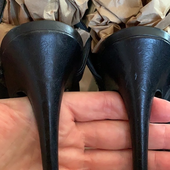 Via SPIGA Nya Black Leather Caged Bootie - Picture 16 of 16